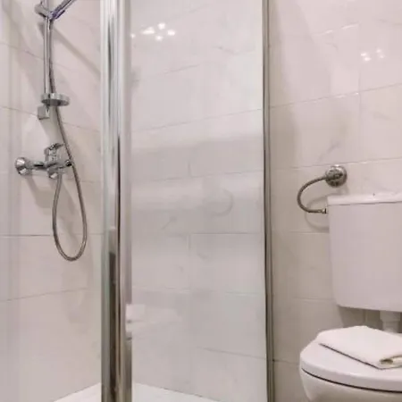 For 2 People In Apartment *