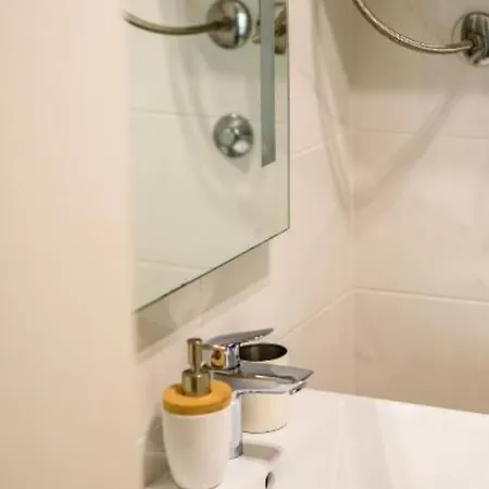 For 2 People In Appartement