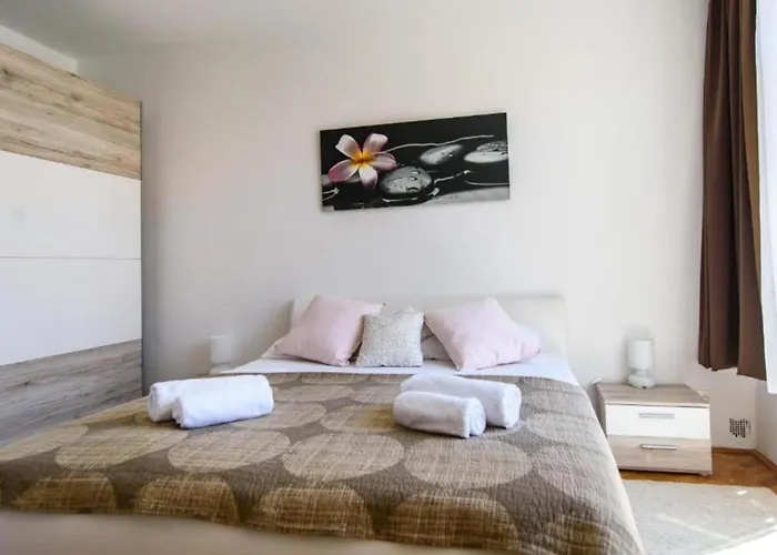 For 2 People In * Dubrovnik