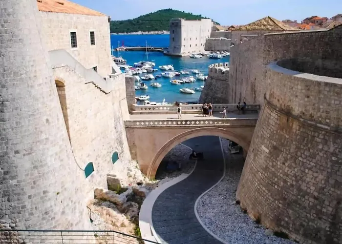 For 2 People In Apartman *