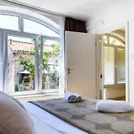 For 2 People In Apartman *