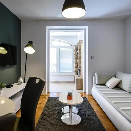 Apartment For 2 People In *